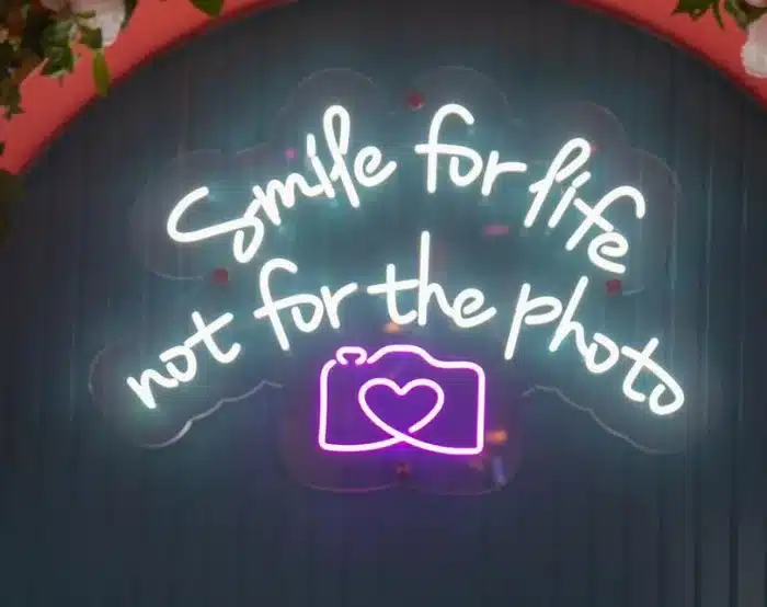 custom neon signs gallery (2)